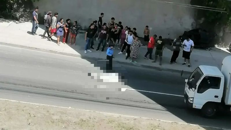 Fallece mujer tras lanzarse de un puente en el Anillo Periférico de TGU