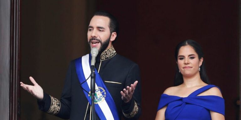 Nayib Bukele promete mejorar la economía en El Salvador