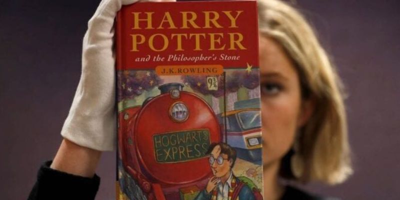 Por más de 8 mil millones de lempiras subastarán la primera imagen de Harry Potter