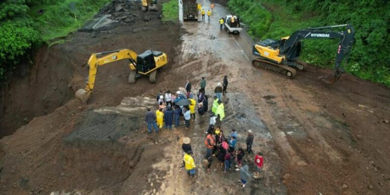 Intensas lluvias dejan 13 muertos en Centroamérica