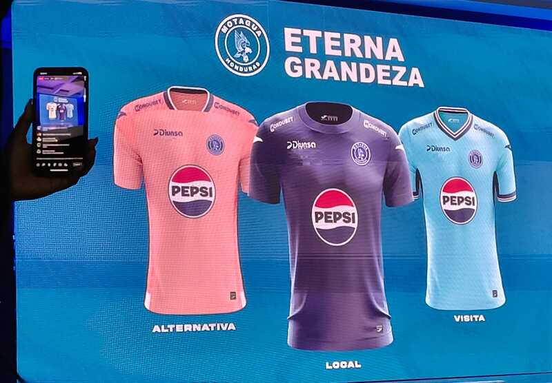 Diunsa y Motagua lanzan oficialmente las nuevas camisetas del ciclón azul