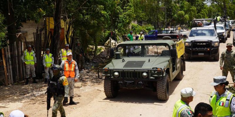 Turistas evacuados y vuelos suspendidos en México ante acercamiento de Beryl