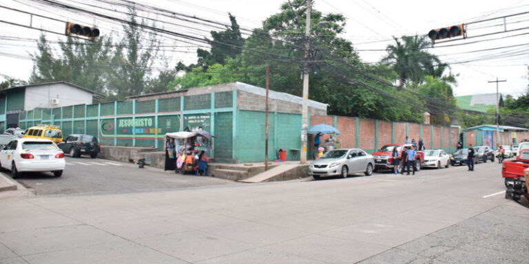 Resguardan el Jesús Milla Selva ante amenazas de tomas por la Semana del Estudiante