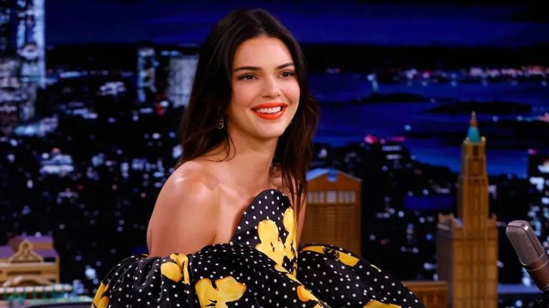 Kendall Jenner provocativa foto